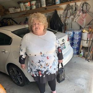 Meet your Posher, Vickie